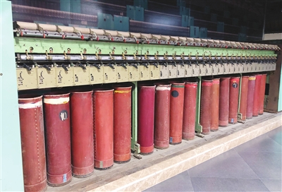 南通紡織展祝賀：全國(guó)首臺(tái)“高速抽氣式氣流紡紗機(jī)”天津造